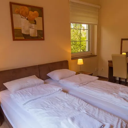 Arina Guest house