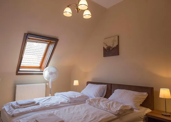 Arina ゲストハウス ヘーヴィーズ