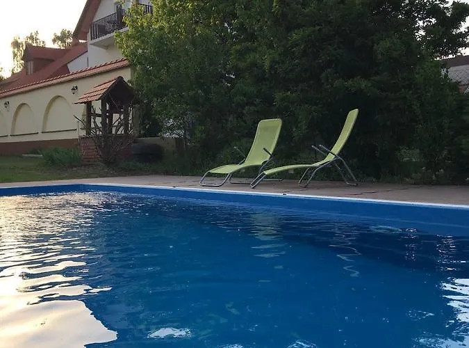 ゲストハウス Arina